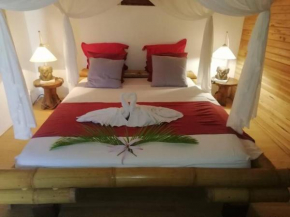 Bungalow atypique Ti Bambou à 500m de la plage